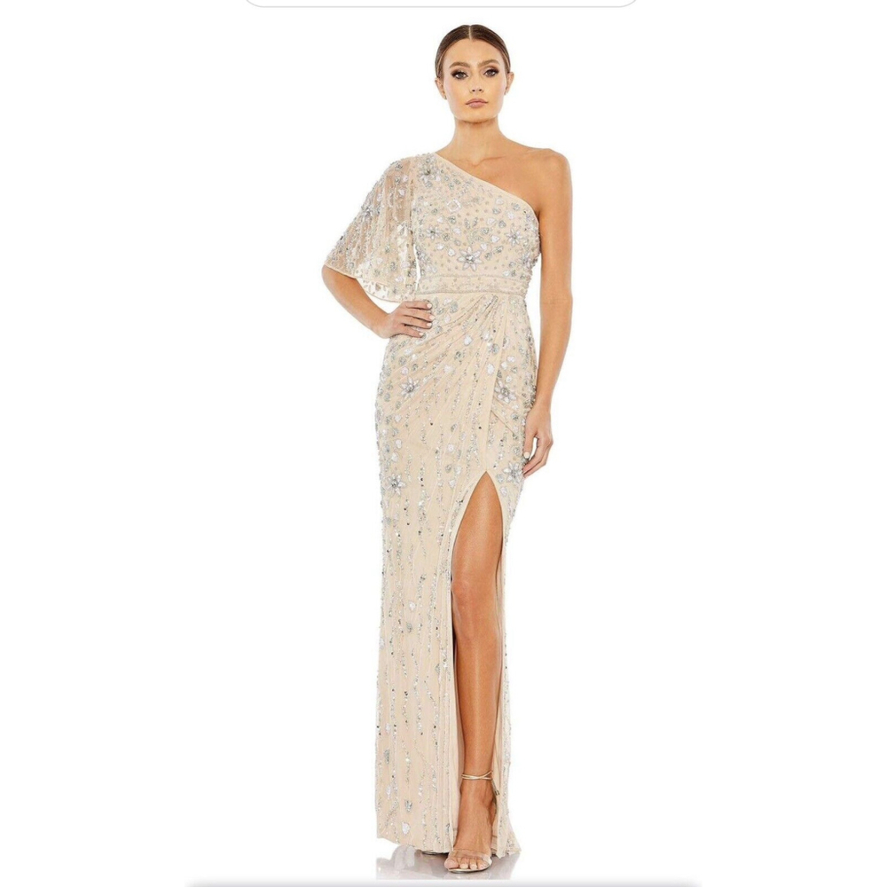 MAC DUGGAL 93635 authentic dress, Nude color, Size 2, Beaded, NEW with Flaws